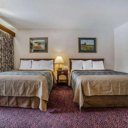 Econo Lodge Reno-Sparks Convention Center Esterno foto