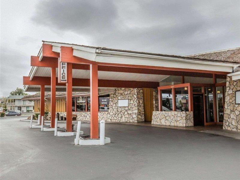 Econo Lodge Reno-Sparks Convention Center Esterno foto