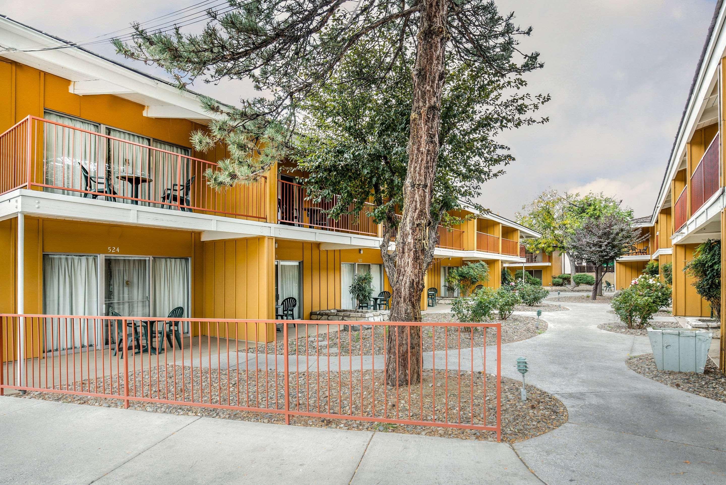 Econo Lodge Reno-Sparks Convention Center Esterno foto